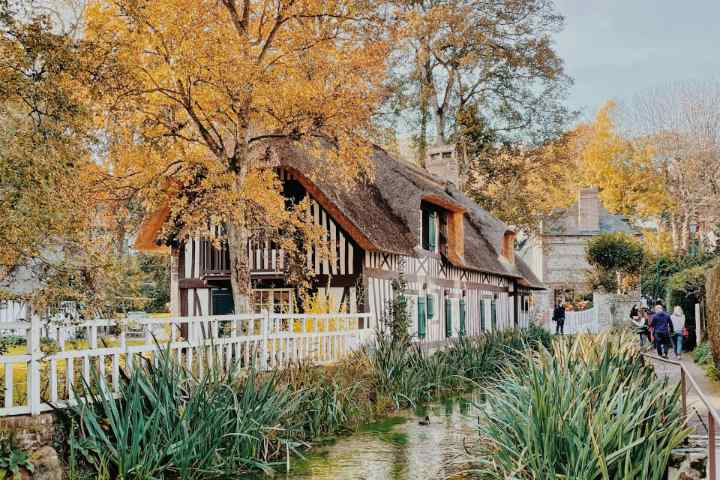 Maison normande toit de chaume