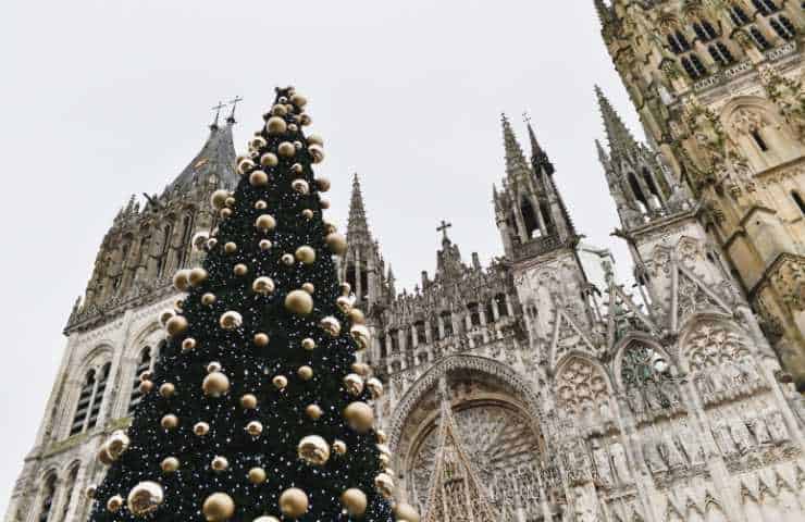 patrimoine normand riche sublimé par les fêtes de noel